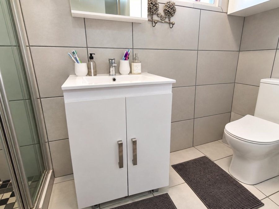 3 Bedroom Property for Sale in Ferreira Town Eastern Cape